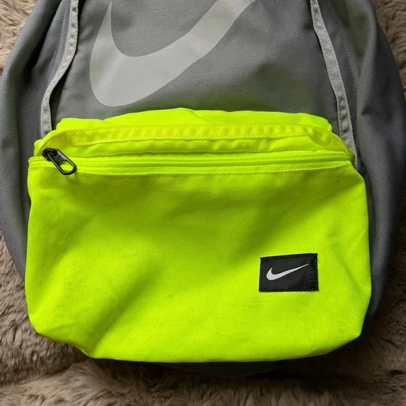Nike Backpack Gym School Work Bag Casual Grey Green One Size - Picture 7 of 11